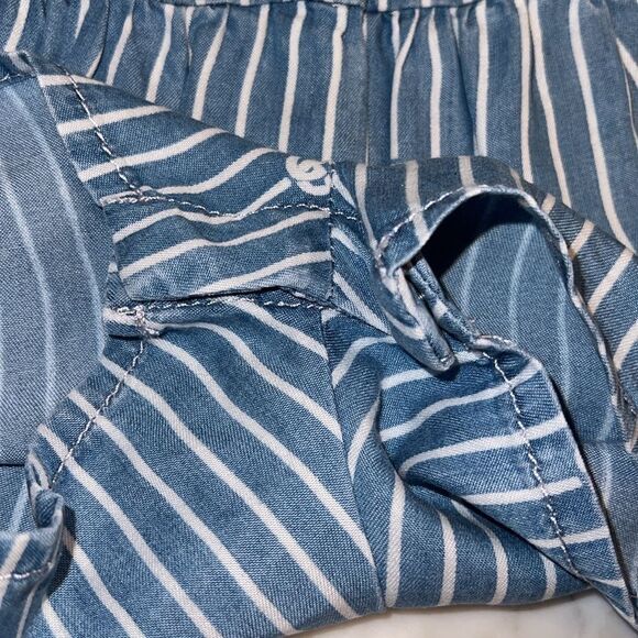 GUCCI BABY GIRL DENIM LOGO ROMPER  3/6M - Picture 9 of 12